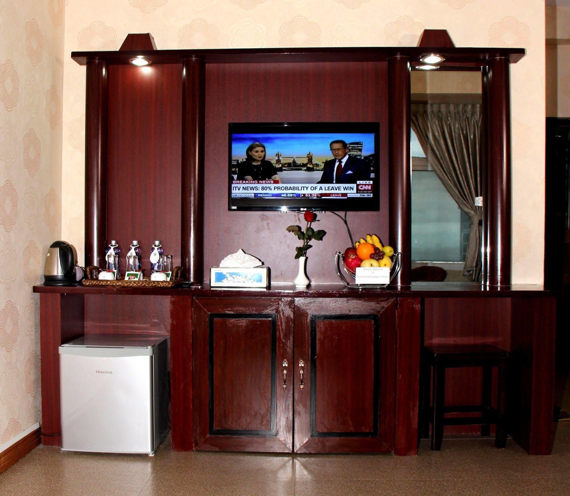 Diamond Crown Hotel Gyogon Экстерьер фото