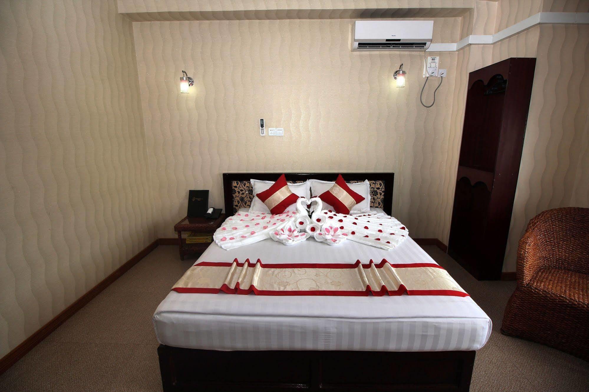 Diamond Crown Hotel Gyogon Экстерьер фото