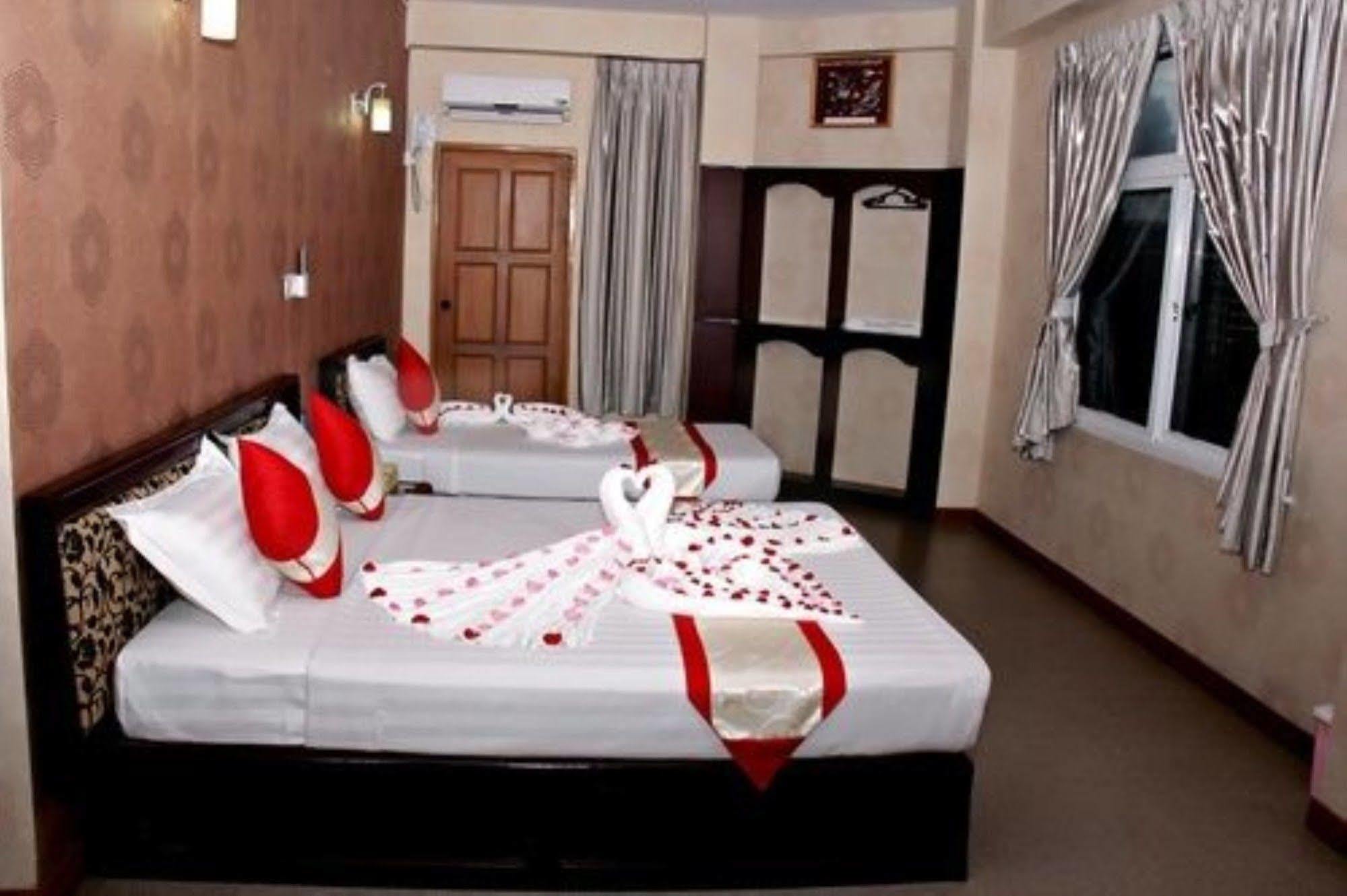 Diamond Crown Hotel Gyogon Экстерьер фото