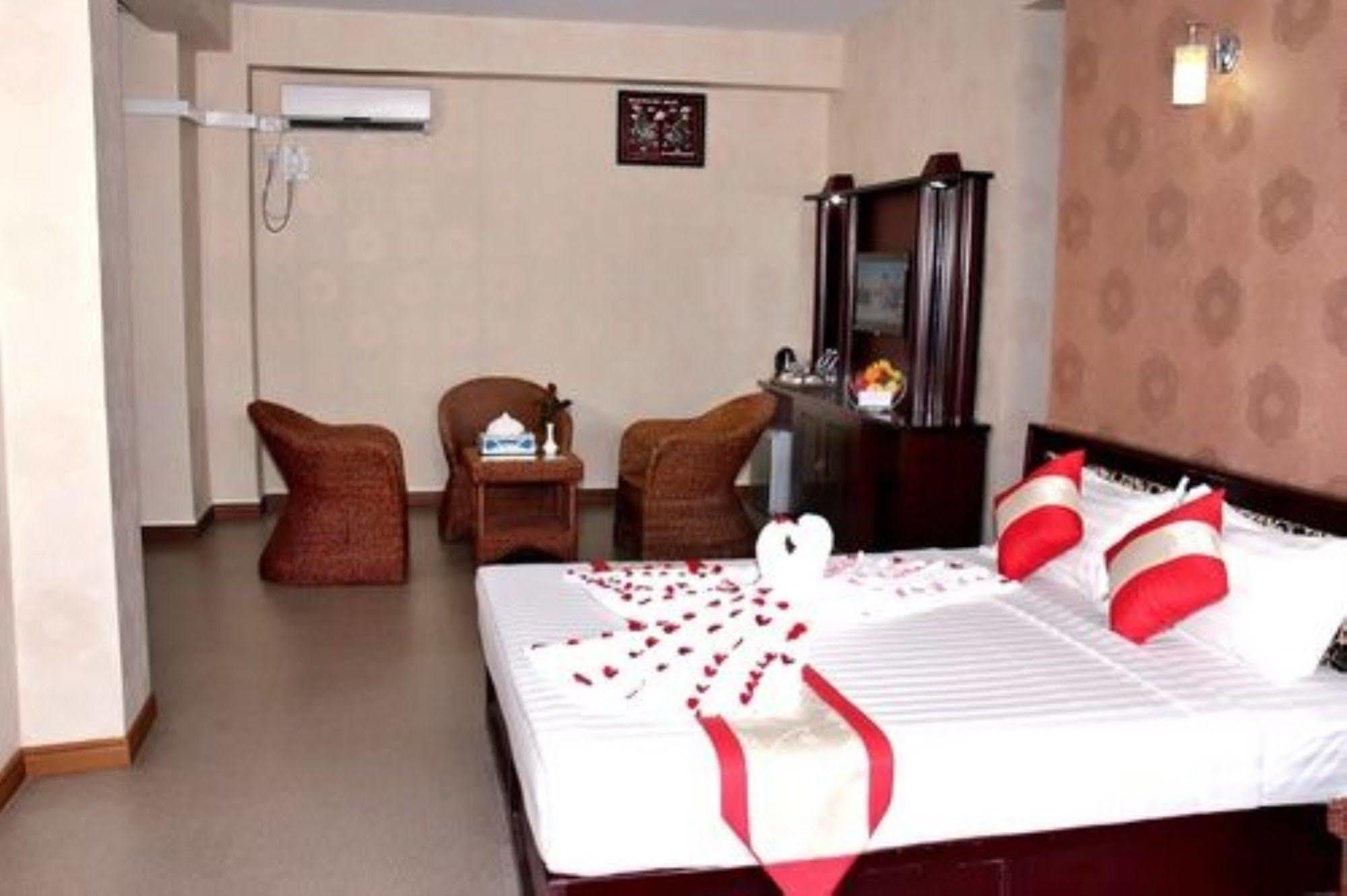Diamond Crown Hotel Gyogon Экстерьер фото